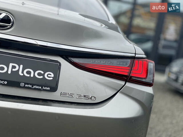 Серый Лексус ЕС, объемом двигателя 2.49 л и пробегом 185 тыс. км за 32800 $, фото 21 на Automoto.ua