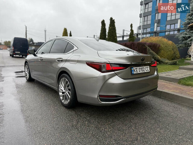 Лексус ЕС 2021 у Дніпро (Дніпропетровську) на Automoto.ua Сірий Лексус ЕС, об'ємом двигуна 2.49 л та пробігом 63 тис. км за 40999 $, фото 6 на Automoto.ua