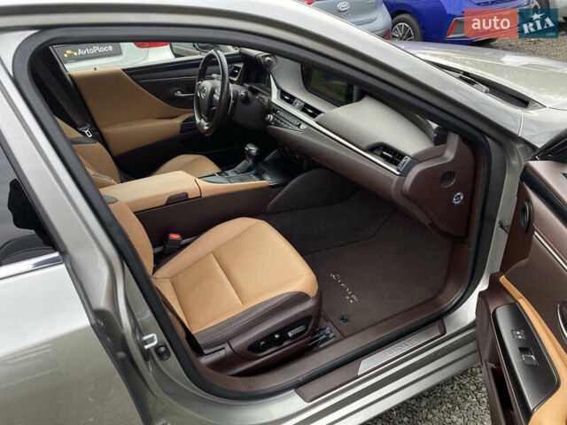 Серый Лексус ЕС, объемом двигателя 2.49 л и пробегом 185 тыс. км за 32800 $, фото 37 на Automoto.ua