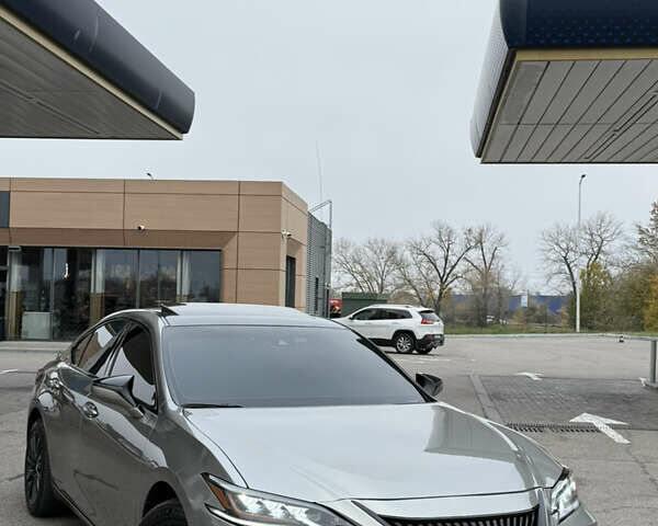 Сірий Лексус ЕС, об'ємом двигуна 2.5 л та пробігом 76 тис. км за 33999 $, фото 1 на Automoto.ua