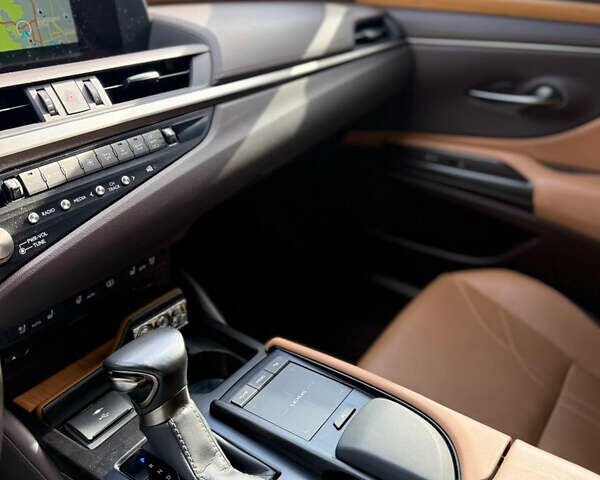 Сірий Лексус ЕС, об'ємом двигуна 3.46 л та пробігом 55 тис. км за 52000 $, фото 16 на Automoto.ua