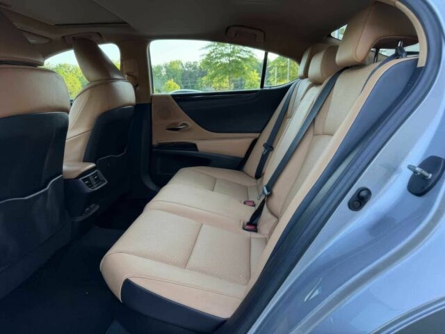 Серый Лексус ЕС, объемом двигателя 2.5 л и пробегом 22 тыс. км за 11000 $, фото 15 на Automoto.ua