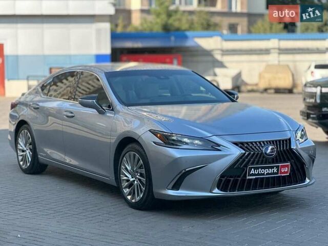 Лексус ЕС 2022 в Одессе на Automoto.ua Серый Лексус ЕС, объемом двигателя 2.5 л и пробегом 20 тыс. км за 43990 $, фото 2 на Automoto.ua