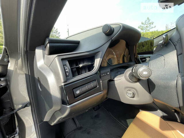 Сірий Лексус ЕС, об'ємом двигуна 2.49 л та пробігом 57 тис. км за 51000 $, фото 22 на Automoto.ua