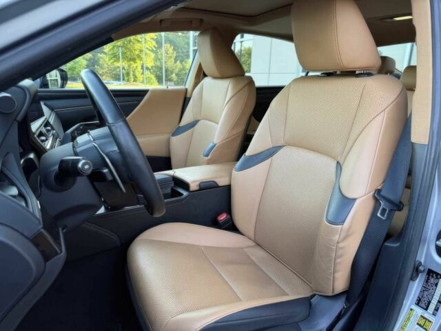 Серый Лексус ЕС, объемом двигателя 2.5 л и пробегом 22 тыс. км за 11000 $, фото 14 на Automoto.ua