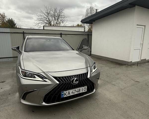 Серый Лексус ЕС, объемом двигателя 1.99 л и пробегом 38 тыс. км за 38000 $, фото 8 на Automoto.ua