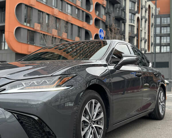 Сірий Лексус ЕС, об'ємом двигуна 2.49 л та пробігом 66 тис. км за 38490 $, фото 8 на Automoto.ua