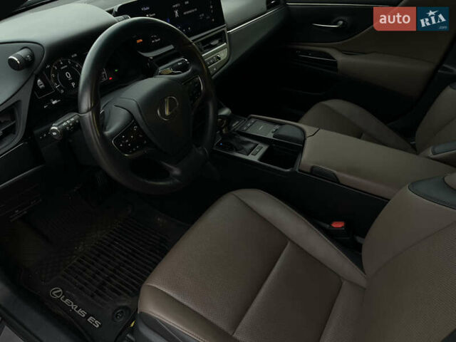Серый Лексус ЕС, объемом двигателя 2.49 л и пробегом 70 тыс. км за 36999 $, фото 10 на Automoto.ua