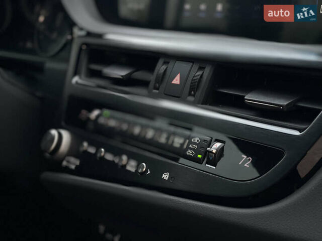 Серый Лексус ЕС, объемом двигателя 2.49 л и пробегом 70 тыс. км за 38700 $, фото 19 на Automoto.ua