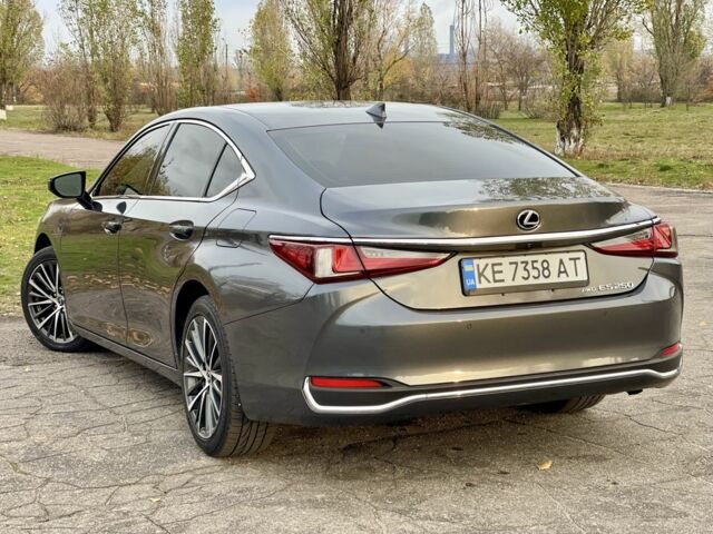 Серый Лексус ЕС, объемом двигателя 2.5 л и пробегом 70 тыс. км за 38700 $, фото 8 на Automoto.ua