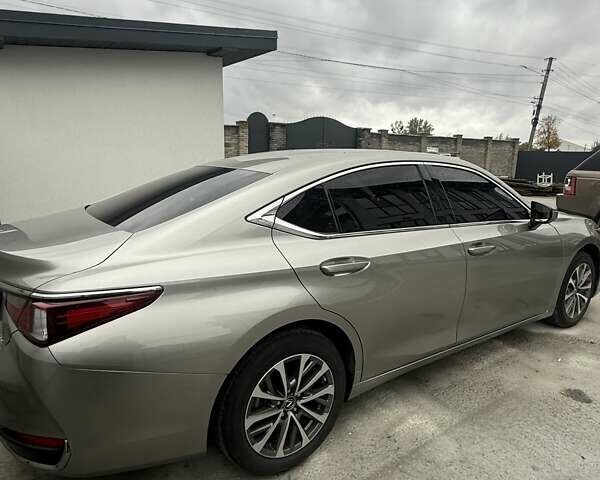 Серый Лексус ЕС, объемом двигателя 1.99 л и пробегом 38 тыс. км за 38000 $, фото 13 на Automoto.ua