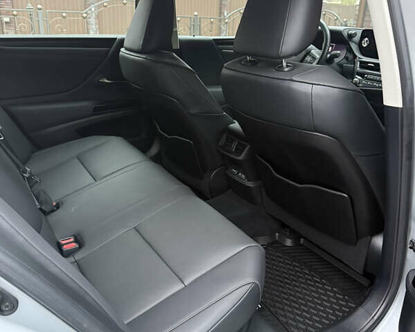 Серый Лексус ЕС, объемом двигателя 2.49 л и пробегом 23 тыс. км за 38800 $, фото 13 на Automoto.ua