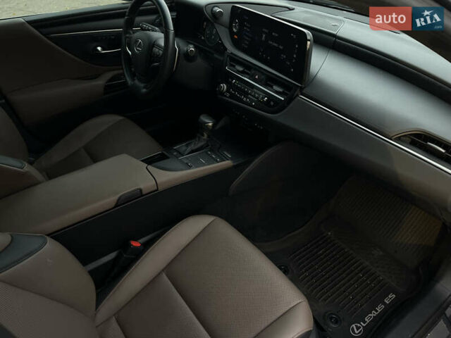 Серый Лексус ЕС, объемом двигателя 2.49 л и пробегом 70 тыс. км за 36999 $, фото 11 на Automoto.ua