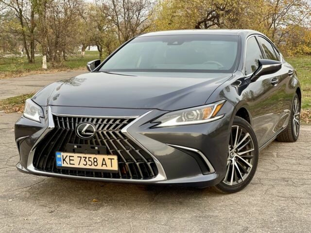 Серый Лексус ЕС, объемом двигателя 2.5 л и пробегом 70 тыс. км за 38700 $, фото 1 на Automoto.ua