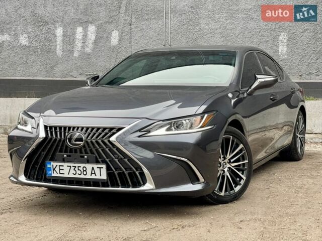 Серый Лексус ЕС, объемом двигателя 2.49 л и пробегом 70 тыс. км за 33950 $, фото 1 на Automoto.ua