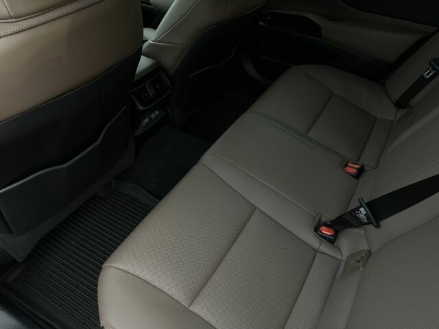 Серый Лексус ЕС, объемом двигателя 2.5 л и пробегом 70 тыс. км за 38700 $, фото 13 на Automoto.ua