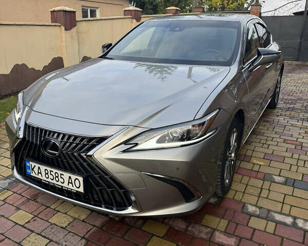 Сірий Лексус ЕС, об'ємом двигуна 1.99 л та пробігом 53 тис. км за 36000 $, фото 3 на Automoto.ua