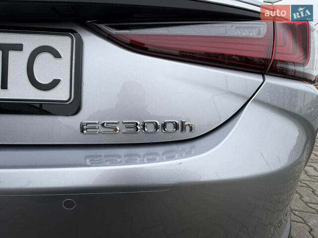 Серый Лексус ЕС, объемом двигателя 2.49 л и пробегом 23 тыс. км за 45500 $, фото 20 на Automoto.ua