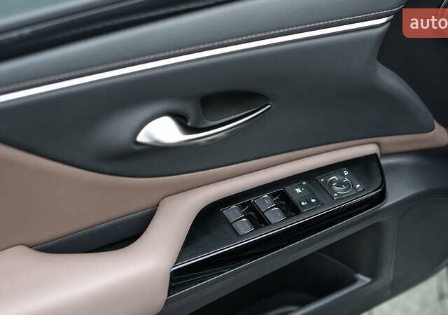 Сірий Лексус ЕС, об'ємом двигуна 2.49 л та пробігом 47 тис. км за 42949 $, фото 12 на Automoto.ua