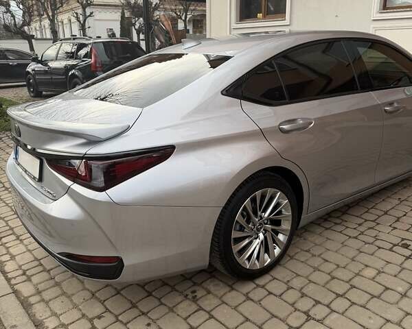 Серый Лексус ЕС, объемом двигателя 2.49 л и пробегом 25 тыс. км за 62000 $, фото 6 на Automoto.ua