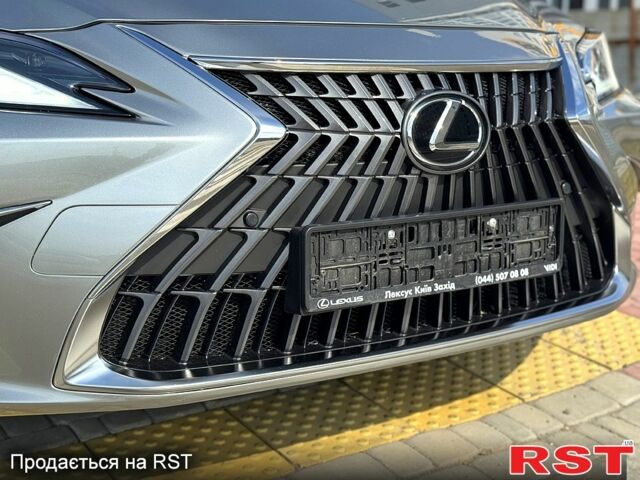 Сірий Лексус ЕС, об'ємом двигуна 2.5 л та пробігом 35 тис. км за 51800 $, фото 4 на Automoto.ua