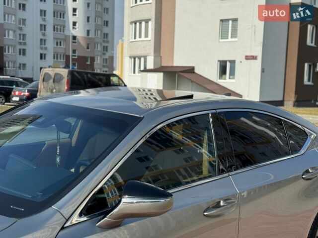 Сірий Лексус ЕС, об'ємом двигуна 2.49 л та пробігом 40 тис. км за 51500 $, фото 6 на Automoto.ua