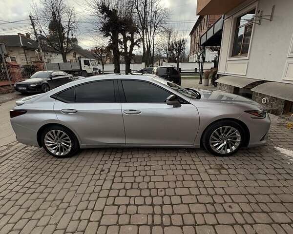 Серый Лексус ЕС, объемом двигателя 2.49 л и пробегом 25 тыс. км за 62000 $, фото 7 на Automoto.ua