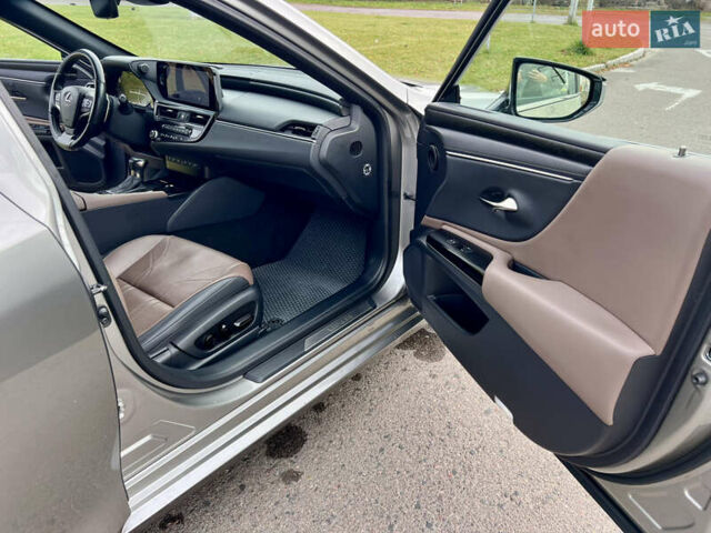 Сірий Лексус ЕС, об'ємом двигуна 2.49 л та пробігом 57 тис. км за 55900 $, фото 55 на Automoto.ua