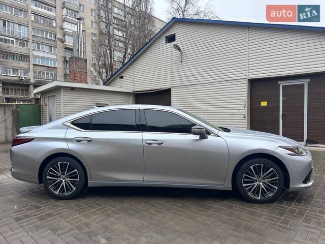 Серый Лексус ЕС, объемом двигателя 2.5 л и пробегом 40 тыс. км за 39000 $, фото 3 на Automoto.ua