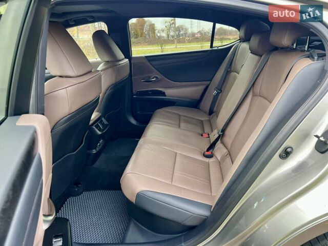 Серый Лексус ЕС, объемом двигателя 2.49 л и пробегом 57 тыс. км за 55900 $, фото 48 на Automoto.ua