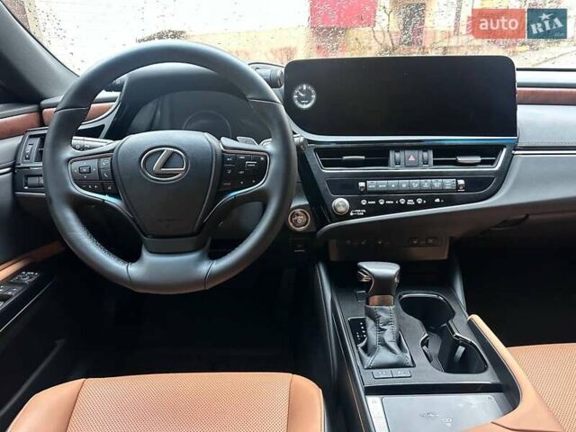 Серый Лексус ЕС, объемом двигателя 2.5 л и пробегом 40 тыс. км за 39000 $, фото 17 на Automoto.ua