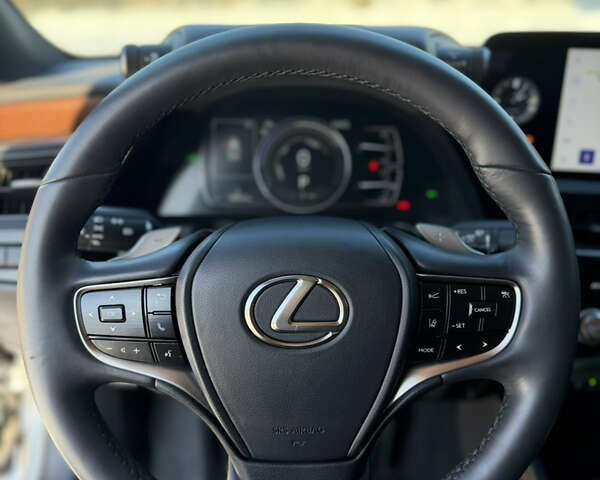 Сірий Лексус ЕС, об'ємом двигуна 2.49 л та пробігом 19 тис. км за 53500 $, фото 12 на Automoto.ua