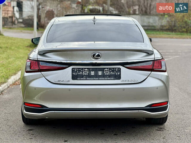 Серый Лексус ЕС, объемом двигателя 2.49 л и пробегом 57 тыс. км за 56500 $, фото 17 на Automoto.ua