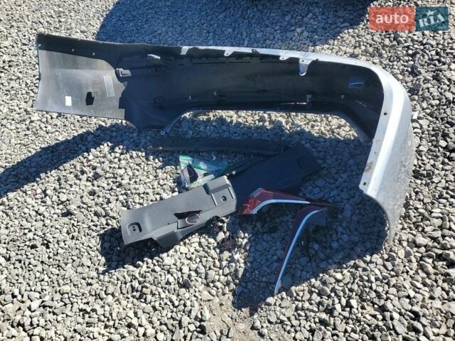 Серый Лексус ЕС, объемом двигателя 2.5 л и пробегом 48 тыс. км за 11000 $, фото 11 на Automoto.ua