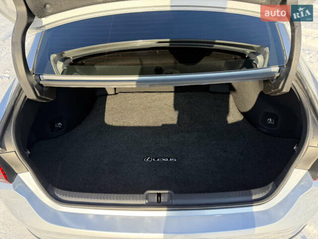 Сірий Лексус ЕС, об'ємом двигуна 2.49 л та пробігом 19 тис. км за 53500 $, фото 41 на Automoto.ua