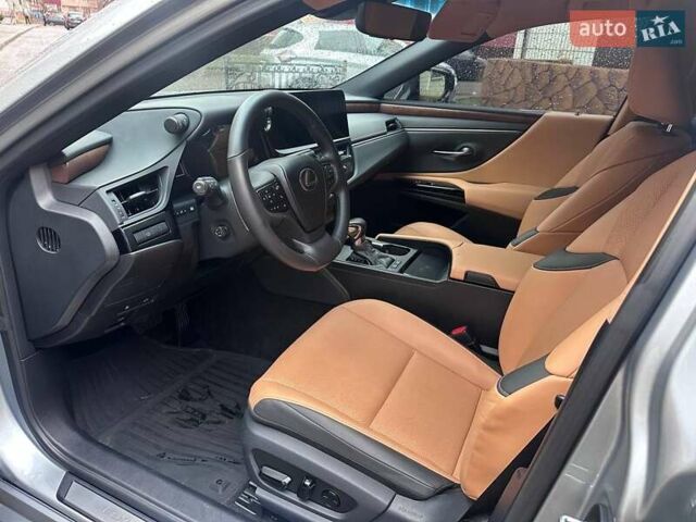 Серый Лексус ЕС, объемом двигателя 2.5 л и пробегом 40 тыс. км за 39000 $, фото 11 на Automoto.ua