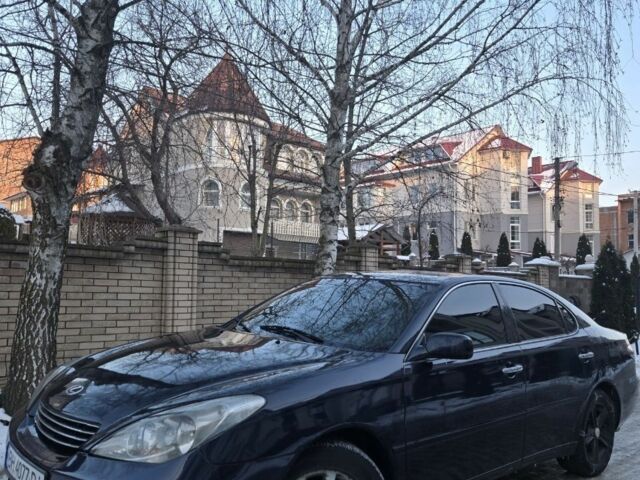 Синий Лексус ЕС, объемом двигателя 3 л и пробегом 299 тыс. км за 3950 $, фото 3 на Automoto.ua