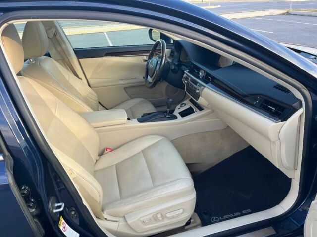 Синий Лексус ЕС, объемом двигателя 3.5 л и пробегом 70 тыс. км за 6200 $, фото 8 на Automoto.ua