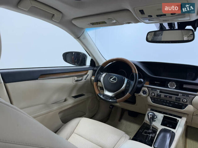 Синій Лексус ЕС, об'ємом двигуна 2.5 л та пробігом 120 тис. км за 16999 $, фото 14 на Automoto.ua