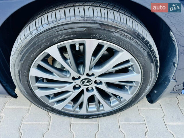 Лексус ЕС 2019 в Одессе на Automoto.ua Синий Лексус ЕС, объемом двигателя 2.49 л и пробегом 53 тыс. км за 39553 $, фото 9 на Automoto.ua