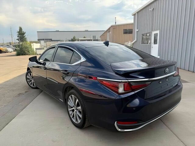 Синий Лексус ЕС, объемом двигателя 0 л и пробегом 34 тыс. км за 15600 $, фото 6 на Automoto.ua