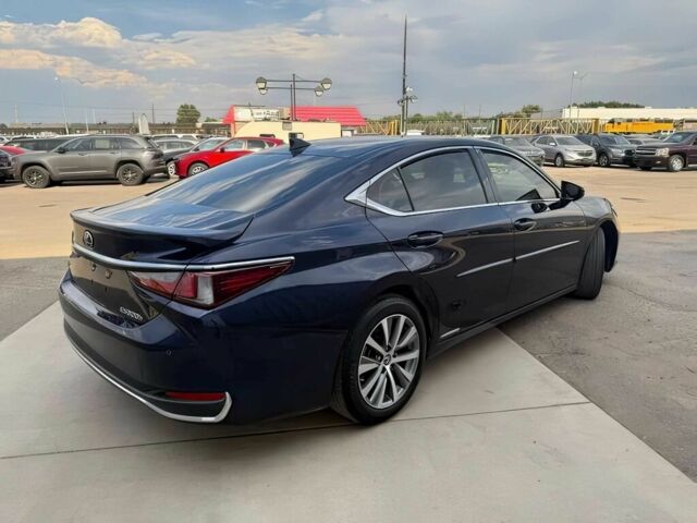 Синий Лексус ЕС, объемом двигателя 0 л и пробегом 34 тыс. км за 15600 $, фото 4 на Automoto.ua