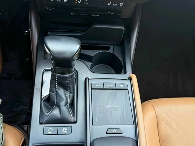 Синий Лексус ЕС, объемом двигателя 0 л и пробегом 34 тыс. км за 15600 $, фото 10 на Automoto.ua