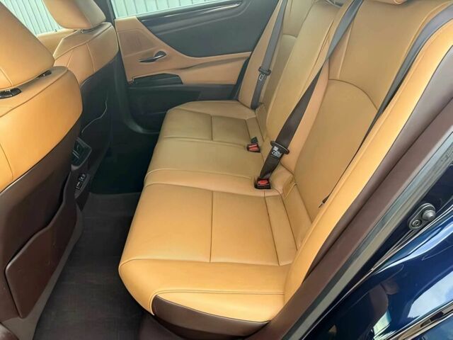 Синий Лексус ЕС, объемом двигателя 0 л и пробегом 34 тыс. км за 15600 $, фото 13 на Automoto.ua