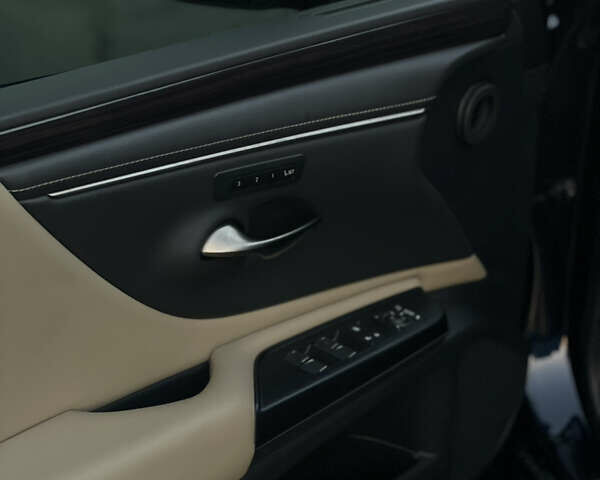 Синий Лексус ЕС, объемом двигателя 3.46 л и пробегом 7 тыс. км за 43000 $, фото 15 на Automoto.ua