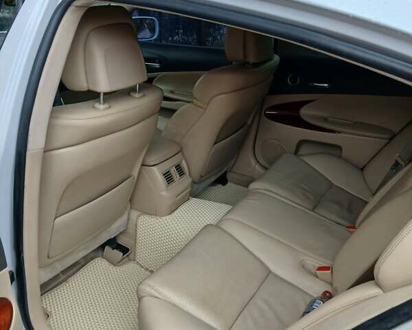 Лексус ГС 2006 в Одессе на Automoto.ua Белый Лексус ГС, объемом двигателя 3 л и пробегом 263 тыс. км за 8700 $, фото 3 на Automoto.ua