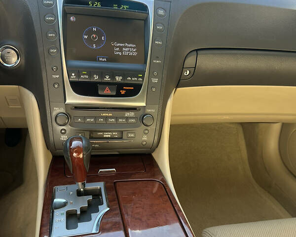 Белый Лексус ГС, объемом двигателя 3.5 л и пробегом 158 тыс. км за 12000 $, фото 31 на Automoto.ua