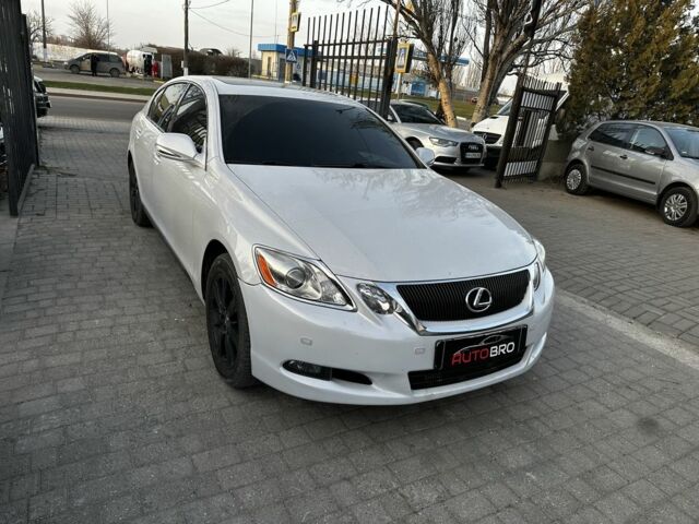 Белый Лексус ГС, объемом двигателя 3.5 л и пробегом 245 тыс. км за 9900 $, фото 1 на Automoto.ua