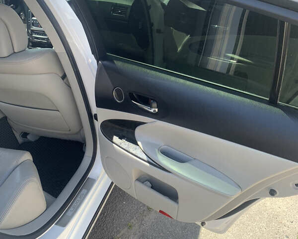 Белый Лексус ГС, объемом двигателя 3 л и пробегом 205 тыс. км за 10900 $, фото 16 на Automoto.ua