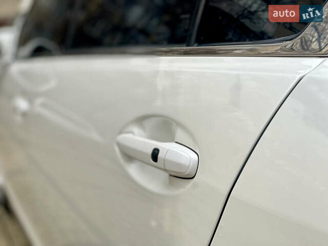 Белый Лексус ГС, объемом двигателя 3.46 л и пробегом 222 тыс. км за 9995 $, фото 18 на Automoto.ua